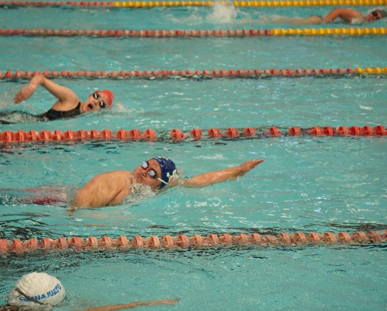 Nadando Reafirmo mi Papel en el Mundo