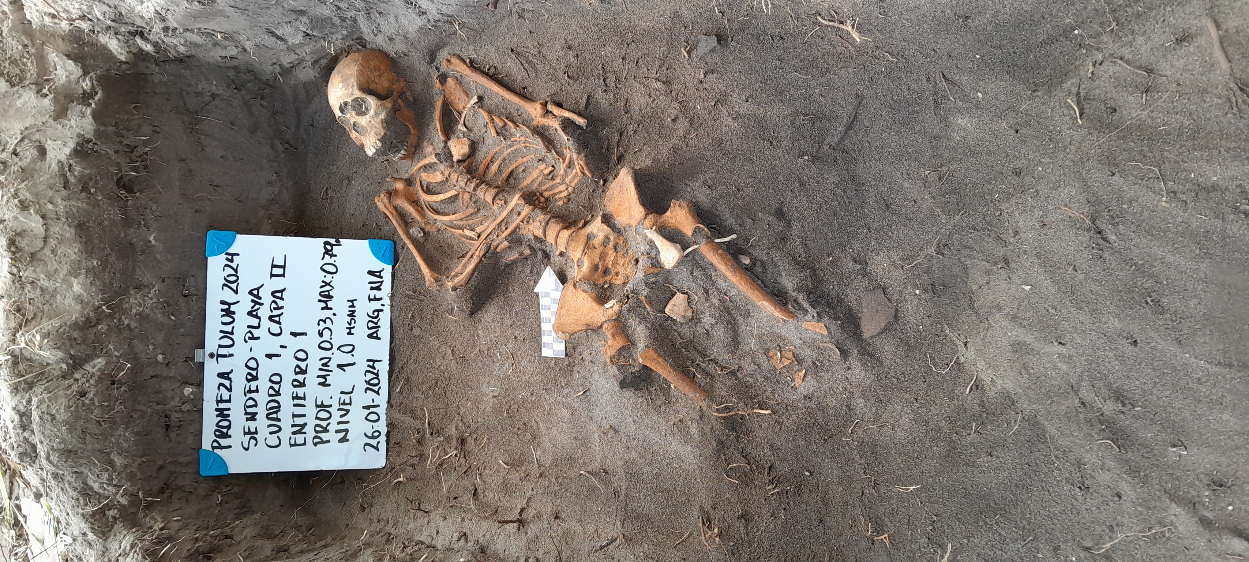 Tras los Enigmas de Tulum.