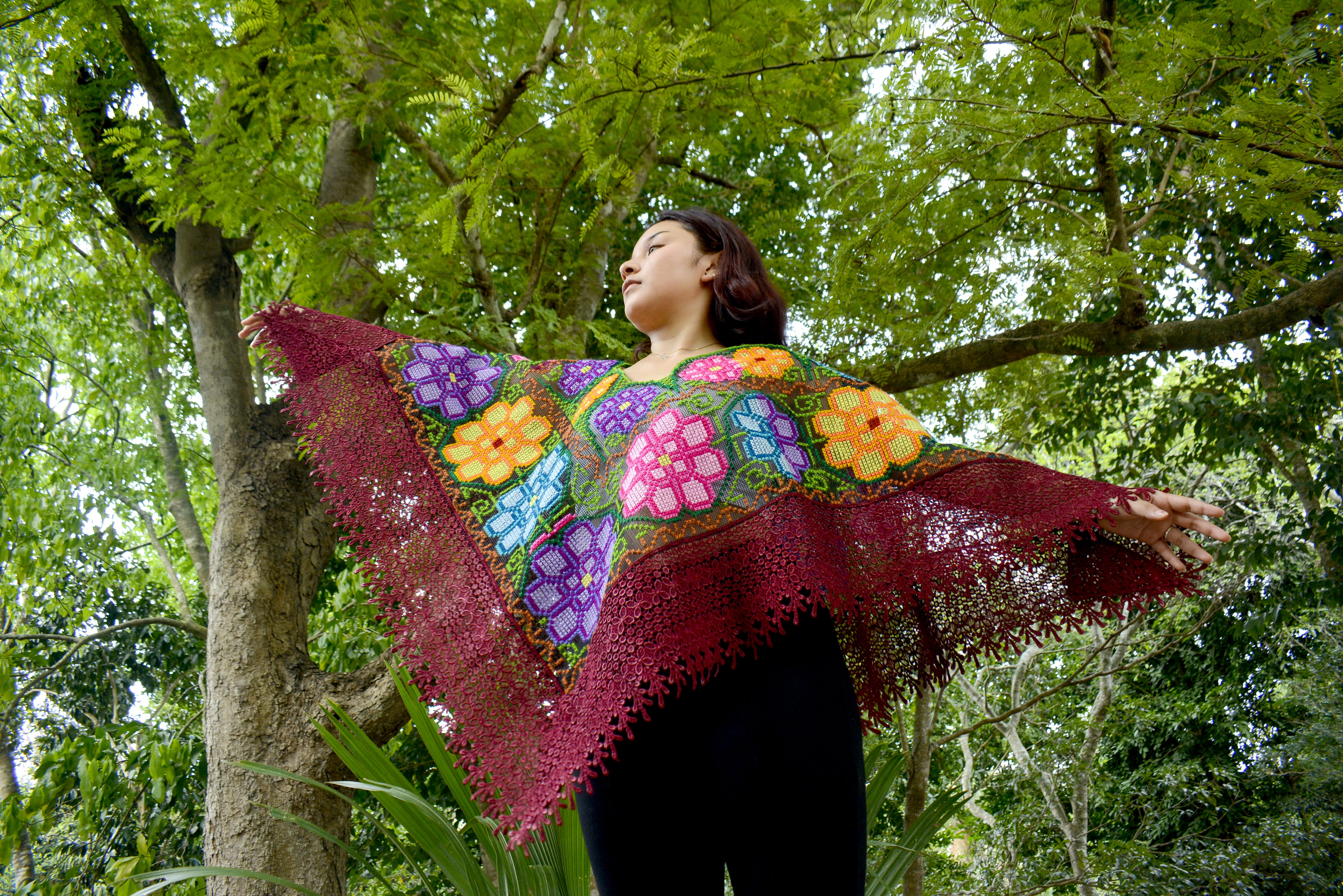 Tejemos el Pasado con Un Hilo de Sueños.