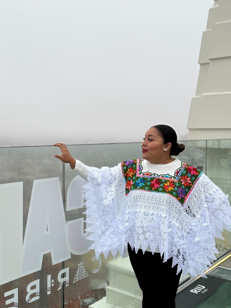 Tejemos el Pasado con Un Hilo de Sueños.