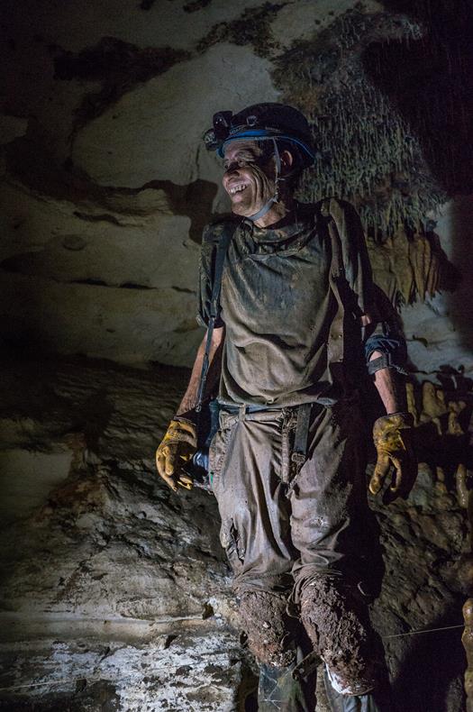 La excelente conservación de las ofrendas en la cueva de Balamkú - Hola Tulum