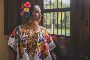 Indumentaria: espejo de la identidad - Hola Tulum