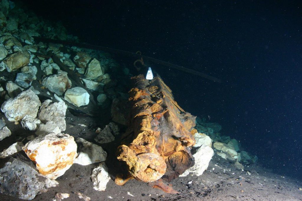 Leyendas y tesoros ocultos en cenotes - Hola Tulum