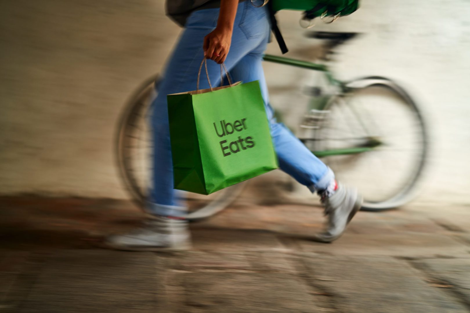 Con el próximo arranque de operaciones de Uber Eats en Tulum, habitantes y visitantes podrán muy pronto disfrutar de sus platillos favoritos con tan sólo tocar un botón.