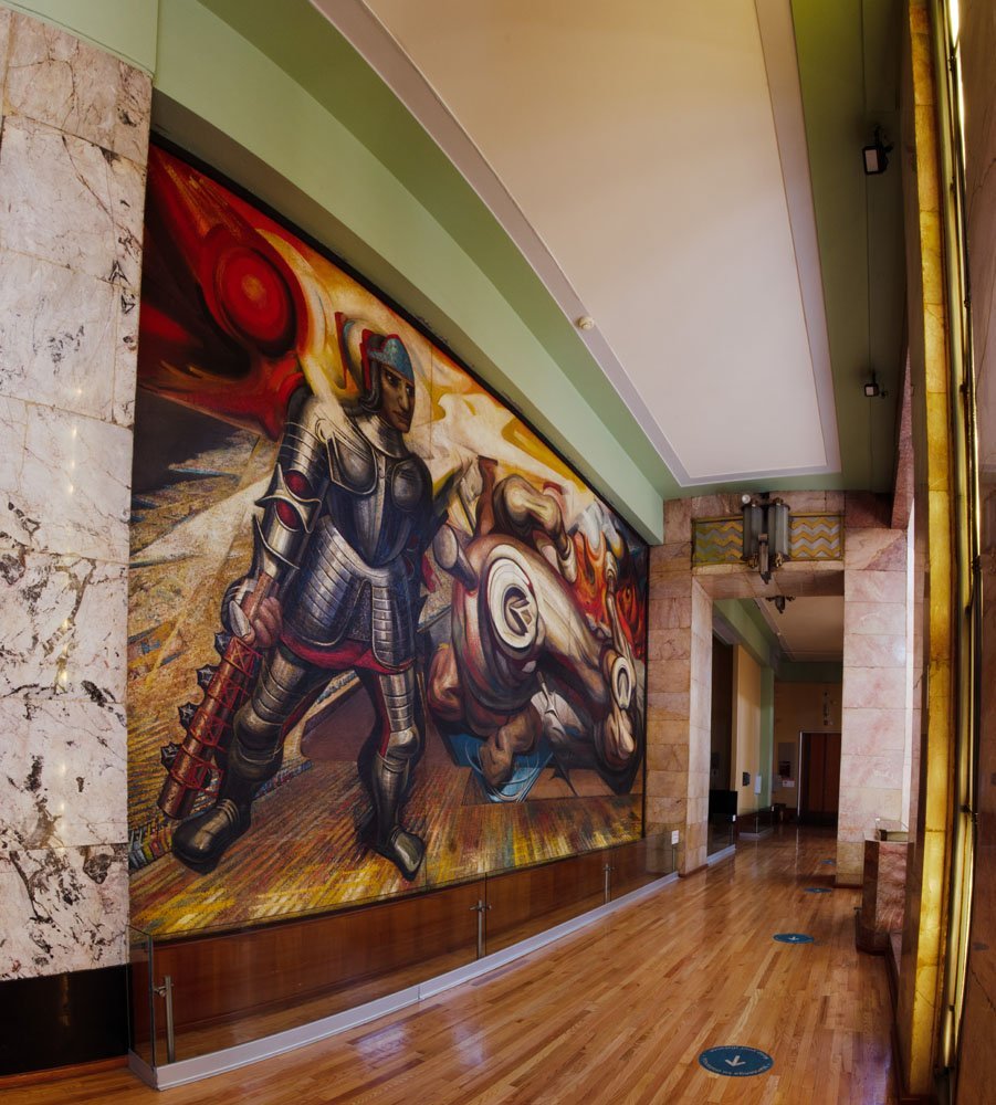 El Museo del Palacio de Bellas Artes (MPBA), ubicado en uno de los edificios más icónicos de la Ciudad de México, es heredero del primer museo de arte en el país dedicado a exhibir objetos artísticos para su contemplación: el Museo de Artes Plásticas, el cual abrió sus puertas en noviembre de 1934, poco después de la inauguración del palacio.