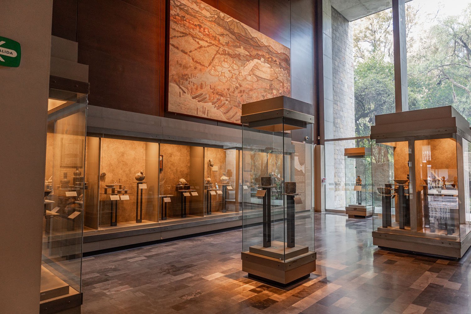 Entre los espacios museísticos más importantes de México se encuentra el Museo Nacional de Antropología, institución que forma parte del Instituto Nacional de Antropología e Historia. El origen de sus colecciones data del año de 1825 cuando el entonces emperador Agustín Iturbide lo crea como parte de las políticas de la nación mexicana.