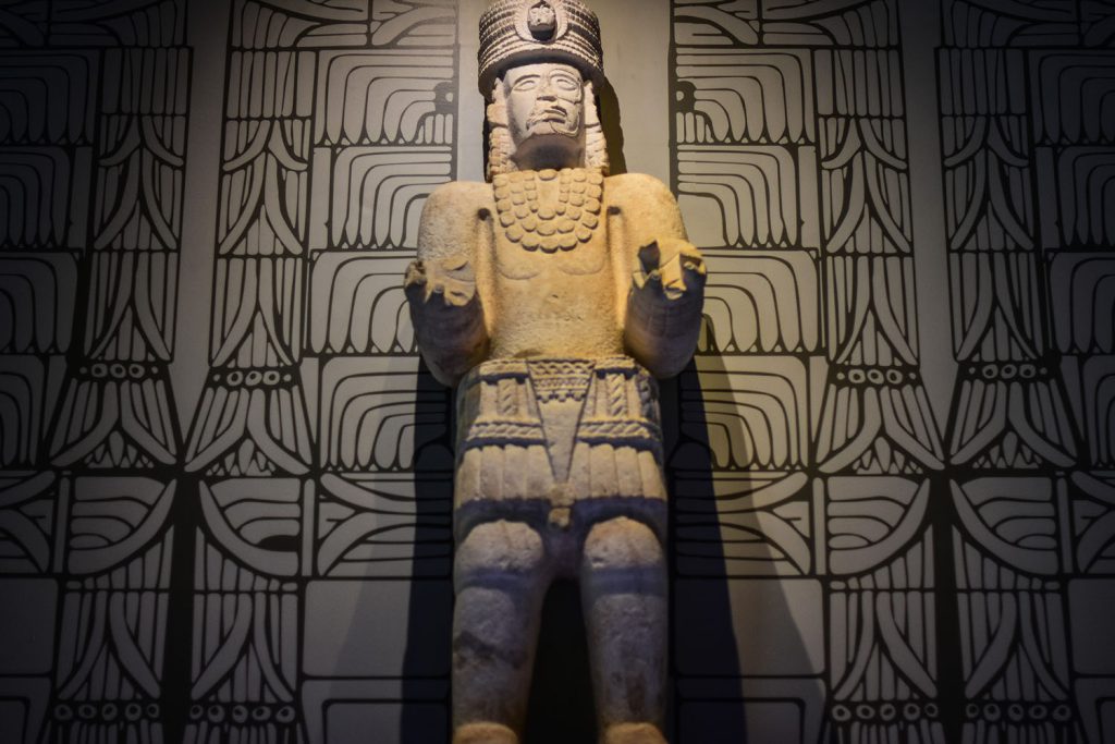 El Gran Museo del Mundo Maya de Mérida se consolida como referente cultural, turístico y educativo en México. Este logro, respaldado por el Consejo Internacional de Museos, es resultado del impulso que el gobernador Mauricio Vila Dosal destina a difundir propuestas culturales de iconos de la plástica y la investigación del mundo, a la vez que se promueve el legado de la cultura maya.