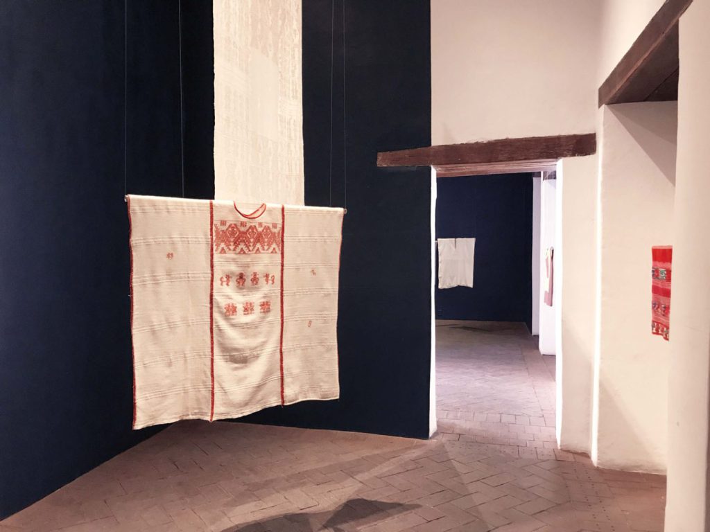 El Museo Textil de Oaxaca ha sido creado para apreciar, conservar y difundir los tejidos y bordados locales al vincularlos con las manifestaciones del arte textil de otras regiones del país y del mundo, y promover, al mismo tiempo, la manufactura de tejidos de calidad en beneficio de los productores.