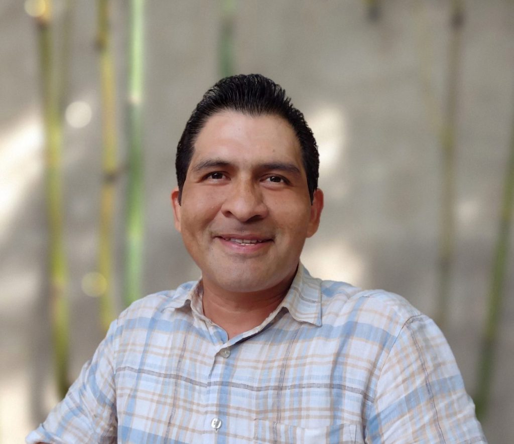 Pese a las coincidencias culinarias entre los estados peninsulares de Yucatán, Quintana Roo y Campeche, este último cuenta con platillos propios que lo distinguen de sus vecinos, tal es el caso del “jorochito de cazón”, un tamalito netamente campechano, según expertos.