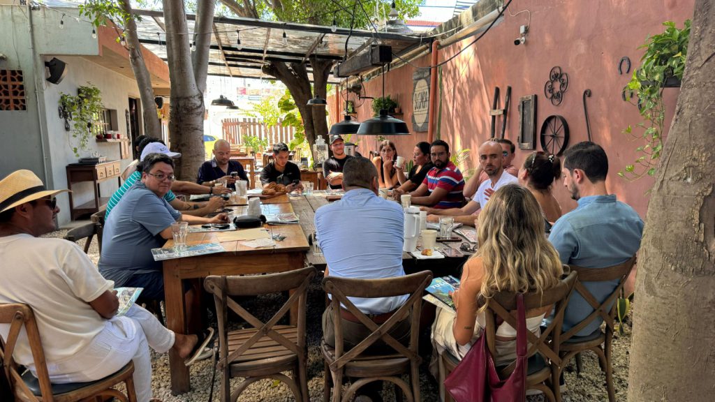 En la mañana de este jueves 19 de septiembre, fuimos invitados a conocer las nuevas iniciativas impulsadas por empresarios locales que buscan, a través de un esfuerzo conjunto y comunitario, generar un impacto positivo en la ciudad. 