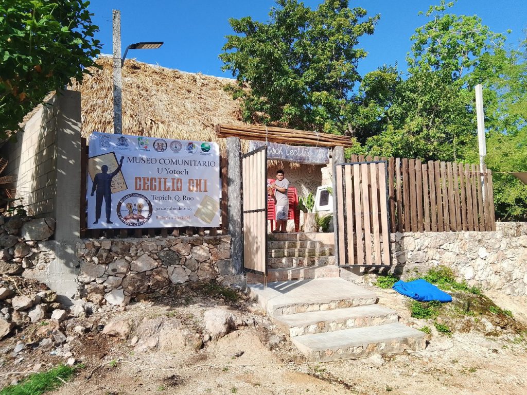 En honor a Cecilio Chi, uno de los líderes más connotativos de la Guerra Social Maya, se erige desde hace pocos días un nuevo museo creado por la maestra Angélica María Aban en el pueblo de Tepich, con el propósito de mantener vigente la memoria histórica.