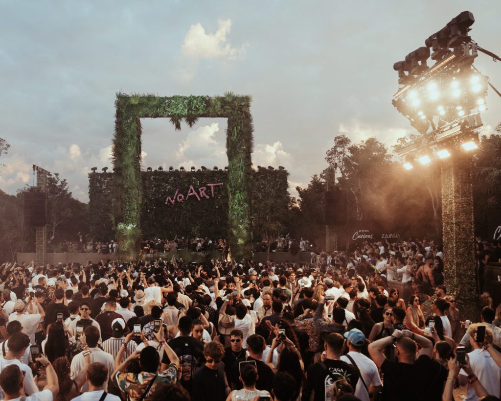 Zamna Festival consolida su propuesta artística en Tulum y atrae más de 120,000 viajeros de turismo musical - Hola Tulum La propuesta artística del Festival Zamna para este 2026 se centra en la música electrónica global, ofreciendo una experiencia inmersiva que fusiona sonidos de vanguardia con la belleza natural de la selva y el Caribe maya de Tulum.